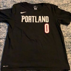 Damien Lillard t shirt. Size boys large
